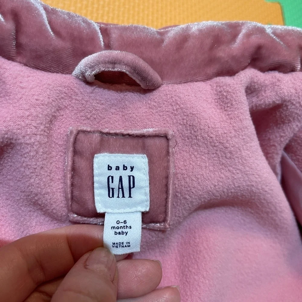 Gap jacket